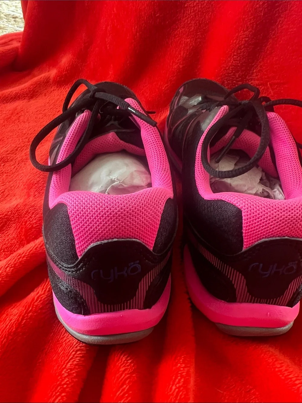 Ryka Black and Hot Pink Women's Athletic Sneakers